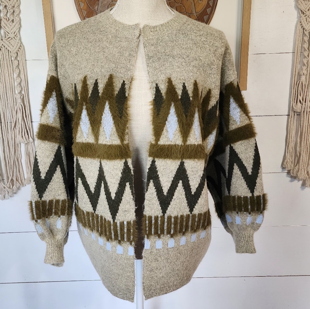 Anthropologie Akemi + Kin Geometric Cozy Open Front Cardigan ~ One Size